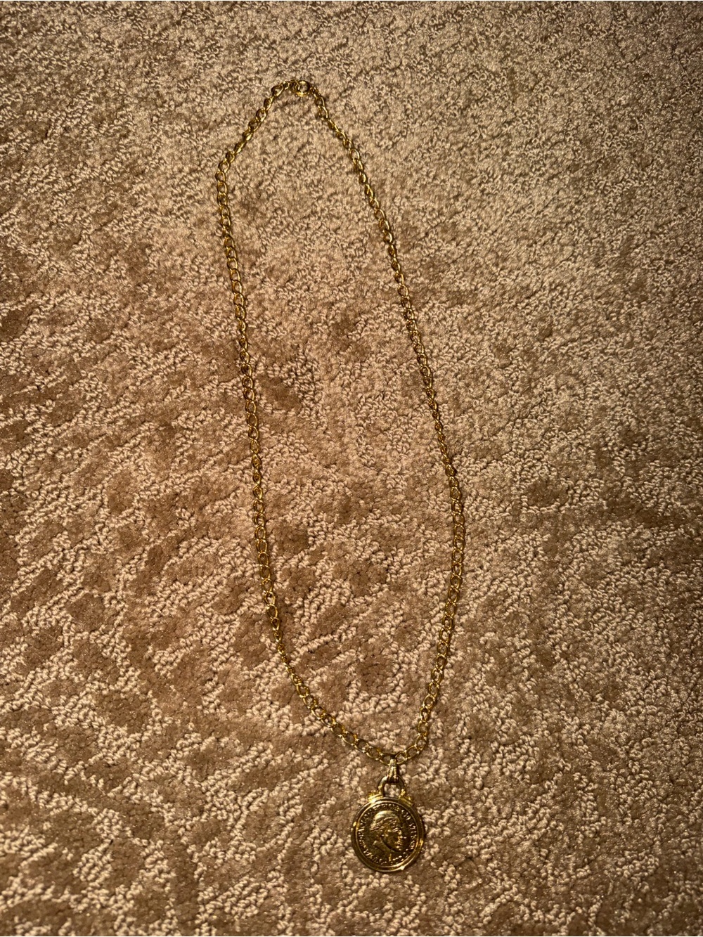 RARE Vintage Paolo Gucci Pendant Necklace - Picture 9 of 10